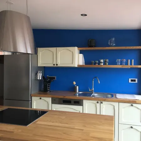 Apartma Modern Bright With Free Parking Space Ljubljana