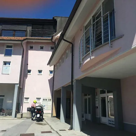 Modern Bright With Free Parking Space * Ljubljana